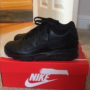 Nike black air maxes